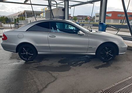 Mercedes-Benz CLK 320 AVANTGARDE Avantgarde