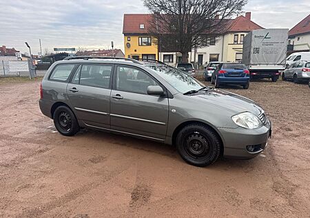 Toyota Corolla Kombi 1.4 Sol