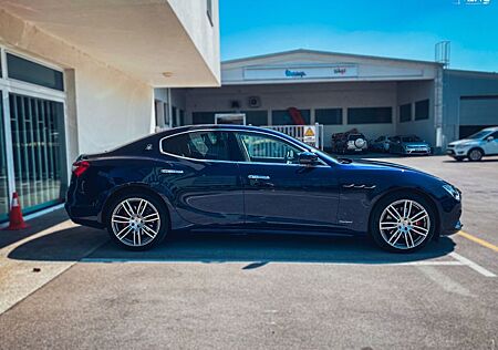 Maserati Ghibli gebraucht kaufen Maserati Ghibli 3.0 V6 Diesel 275HP GranSport GranSport
