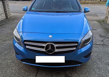 Mercedes-Benz A 180 Urban