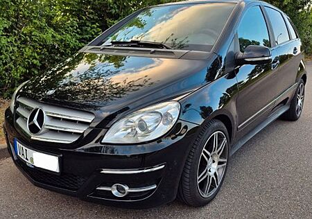 Mercedes-Benz B 180 Autotronic
