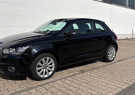 Audi A1 1.2 TFSI Attraction Attraction
