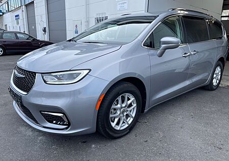 Chrysler Pacifica 3.6 L 7Sitze LED Memory CarPlay Leder