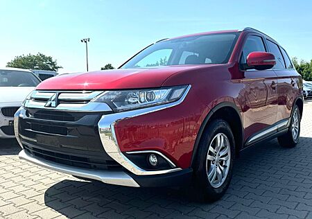 Mitsubishi Outlander SUV-Star 2WD