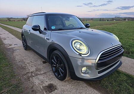 Mini Cooper D Cooper erste Hand