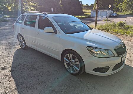 Skoda Octavia 2.0 TDI DSG RS Combi RS