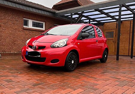 Toyota Aygo (X) Aygo (X) 1,0 -