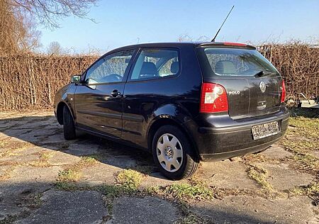 Volkswagen Polo 1.4 Trendline , bitte Text lesen!!!