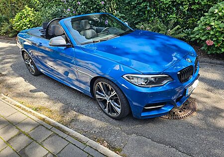 BMW M235i Steptronic Cabrio, Sommerauto, top Zustand