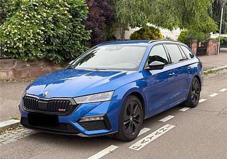 Skoda Octavia 2.0 TDI DSG 4x4 RS Mit active sound