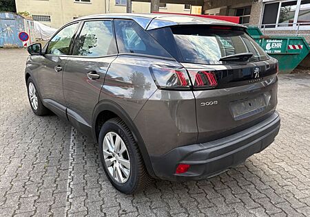 Peugeot 3008 1.5 HDI/Klimaaut./Navi/Alu/Netto 11800