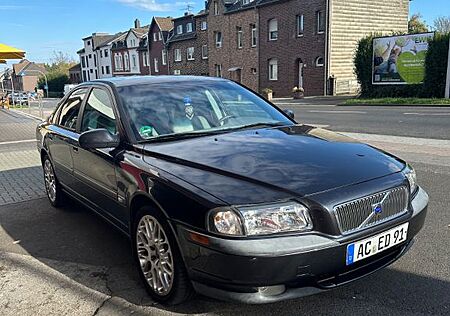 Volvo S80 2.0T -