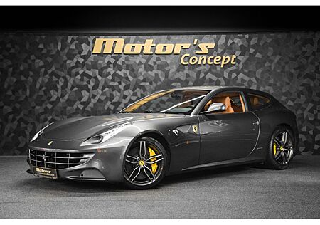 Ferrari FF 6.3 V12 - GRIGIO SILVERSTONE