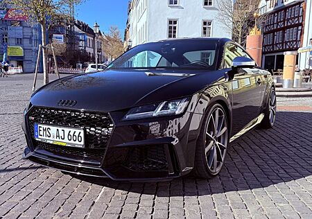 Audi TTS Coupe 2.0 TFSI S tronic quattro -