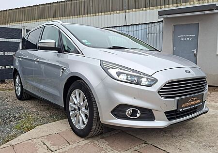 Ford S-Max Titanium AWD/EURO6/KAMERA VORNE HINT