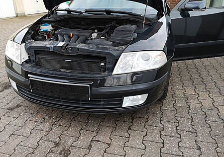 Skoda Octavia Combi 2.0 FSI tiptronic Sport Editio...