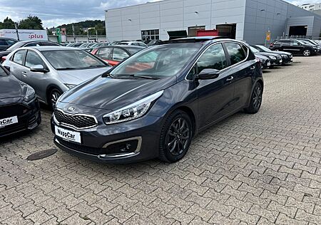 Kia Cee'd / Ceed PANO*NAVI*KAMERA*TEMP*SHZ*LED*PDC*