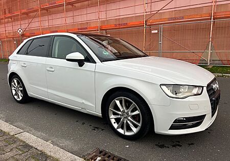 Audi A3 1.4 TFSI cod u S tronic Sportb. *TÜV 05/2027*