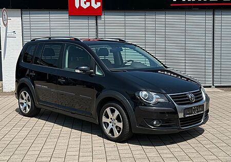 VW Touran Volkswagen CrossTouran