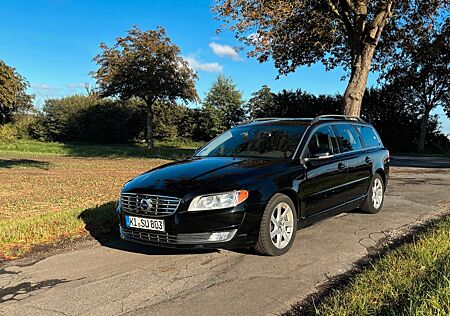 Volvo V70 1.6 D2 Momentum, Top gepflegt, Scheckheft