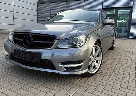 Mercedes-Benz C 250 Sport Coupé Autom. Sport