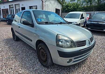 Renault Clio Authentique 1.2