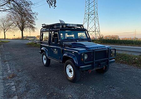 Land Rover Defender 90 Td4 Station Wagon S