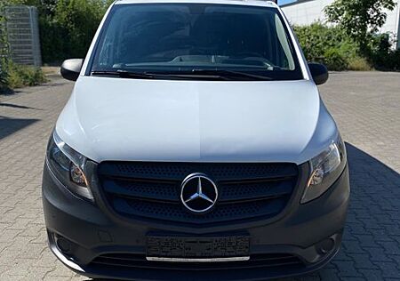 Mercedes-Benz Vito 116