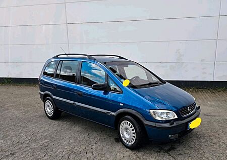 Opel Zafira A 1.8 16V Elegance Elegance