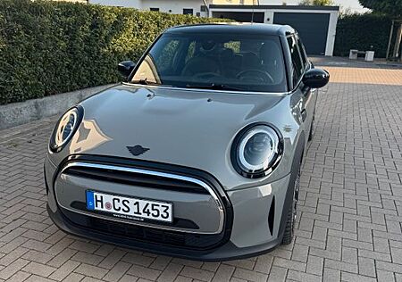 Mini Cooper 5-trg., Automatik, Scheckheft, uvm.