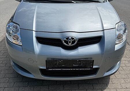 Toyota Auris Life