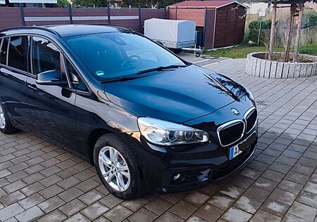 BMW 2er 218 Gran Tourer 218i Advantage Advantage