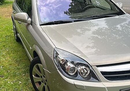 Opel Signum 1.8 -