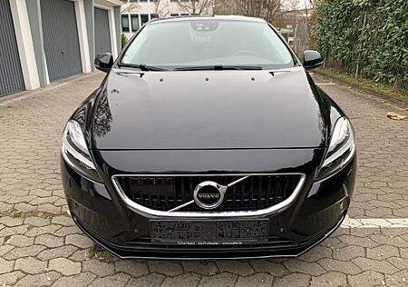 Volvo V40 Momentum