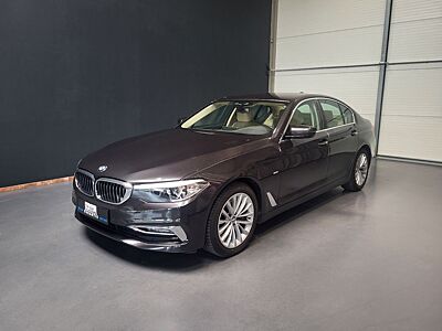 BMW 540 i Luxury Line *Navi| LED| Kamera*