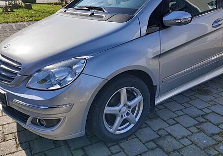 Mercedes-Benz B 180 CDI -
