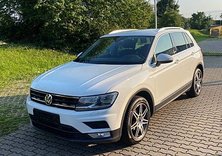 VW Tiguan Volkswagen 2.0 TDI SCR DSG SOUND