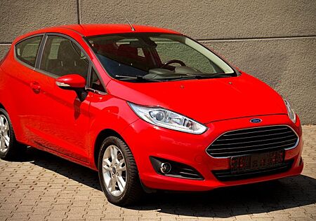 Ford Fiesta Titanium 1.5 SHZ/Klima/Navi/Service/Xenon