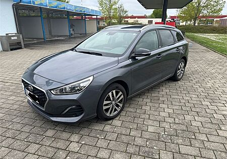 Hyundai i30 1.0 T-GDI YES! YES!