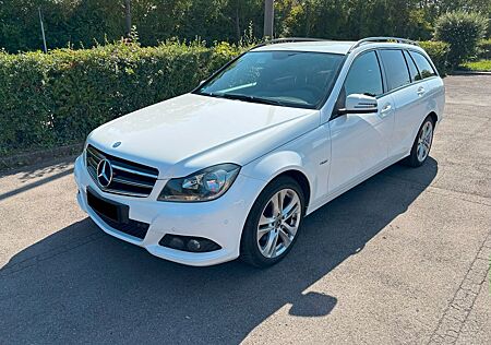 Mercedes-Benz C 220 CDI T-Modell Final Edition