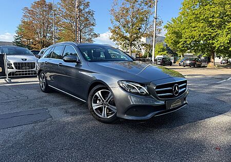 Mercedes-Benz E 220 E -Klasse T-Modell d