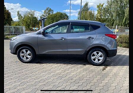 Hyundai ix35 2.0 Comfort 2WD, Unfallfrei, Top gepflegt