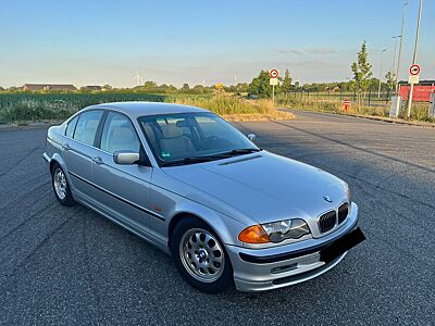BMW 323i E46