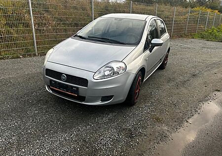 Fiat Punto 1.4 halbautomatik
