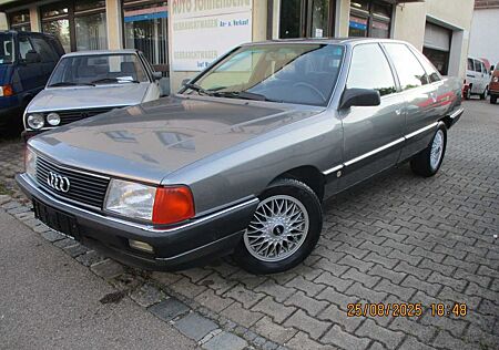 Audi 100 2,2E, Sondermodell 'Komfort'