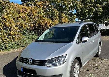 VW Sharan Volkswagen 2.0 TDI BlueMotion Technology Trendli...