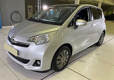 Toyota Verso-S 1.33 Dual VVT-i Club AUTOMATIK