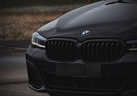 BMW 530d xDrive A -