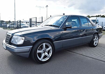 Mercedes-Benz E 220 gebraucht kaufen Mercedes-Benz E 220 "2.Hand"Automatik"Klima"H-Zulassung"