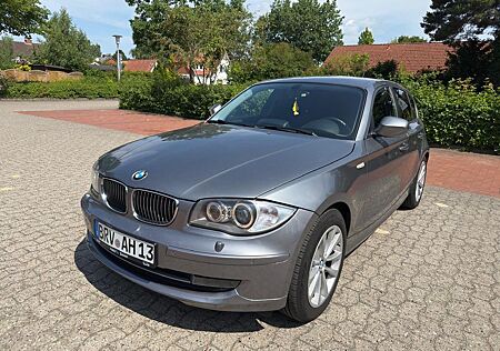 BMW 120d , Automatik, Xenon, Navi TOP ZUSTAND!!!